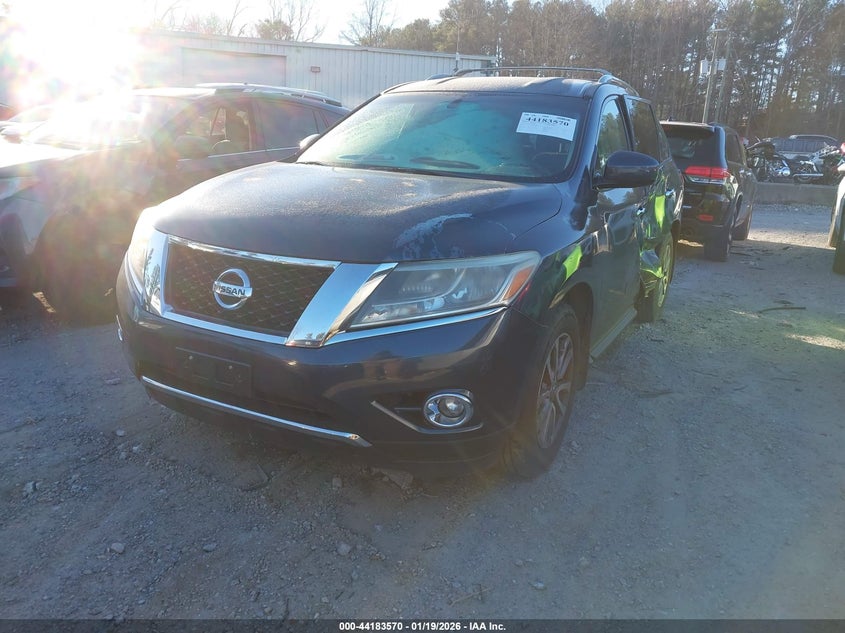 2016 Nissan Pathfinder Sv