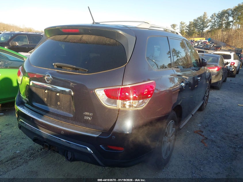 2016 Nissan Pathfinder Sv