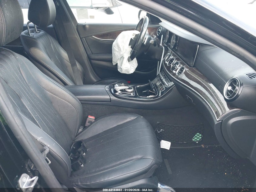 2017 Mercedes-Benz E 300