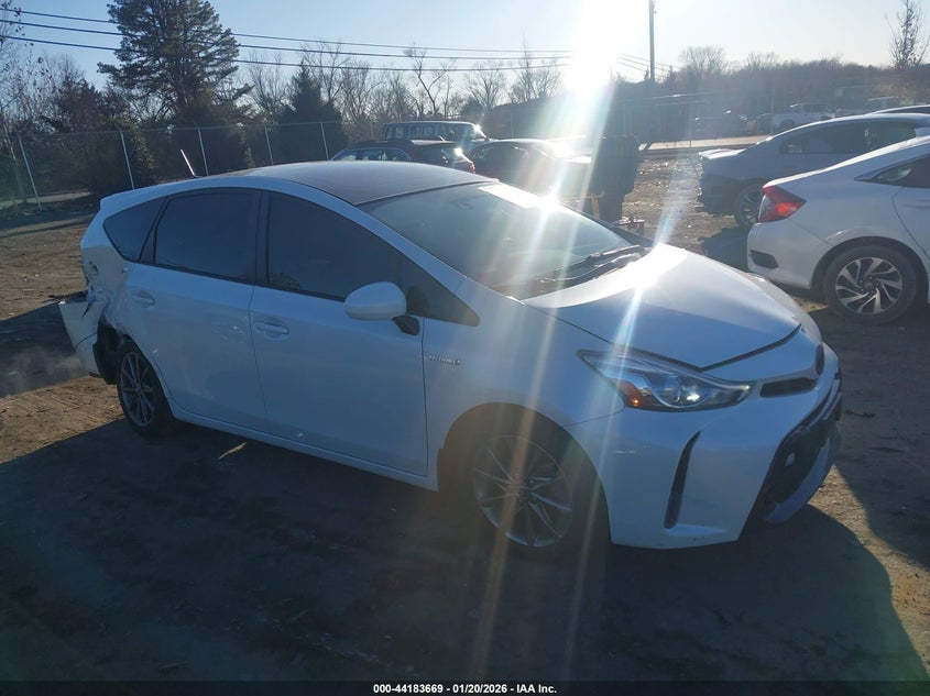 2016 Toyota Prius V Five