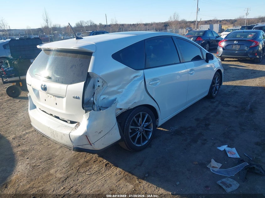 2016 Toyota Prius V Five
