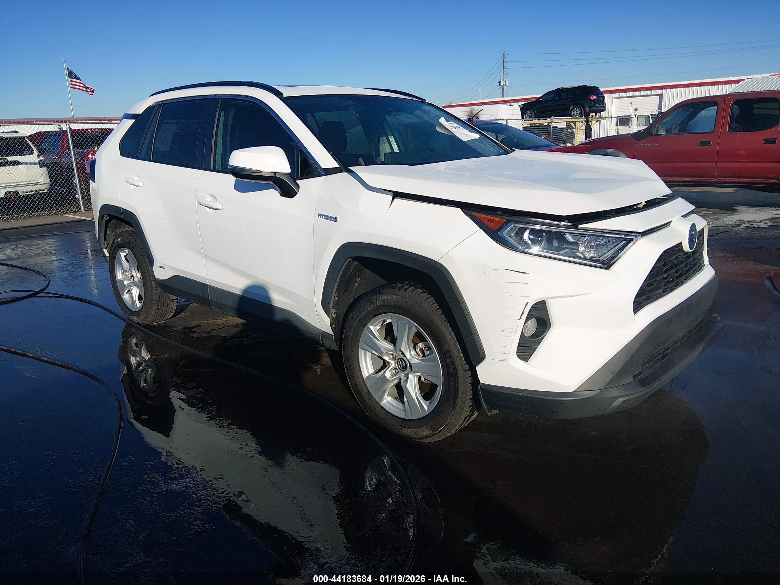 2020 Toyota Rav4 Hybrid Xle