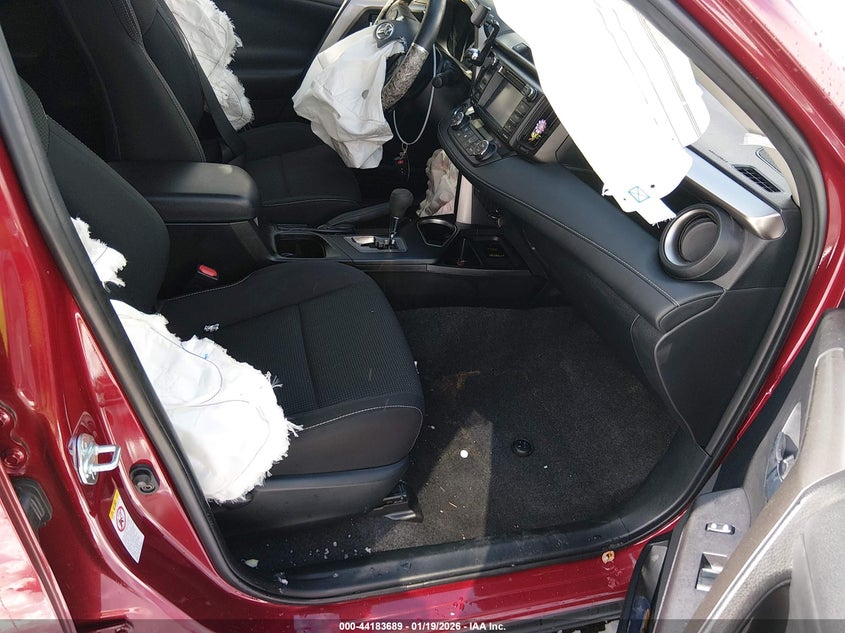 2018 Toyota Rav4 Adventure/Xle