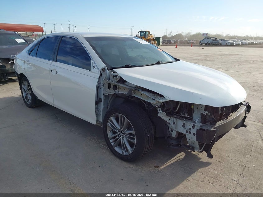 2016 Toyota Camry Se