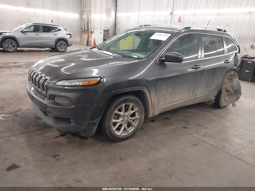 2018 JEEP CHEROKEE auction photo 2