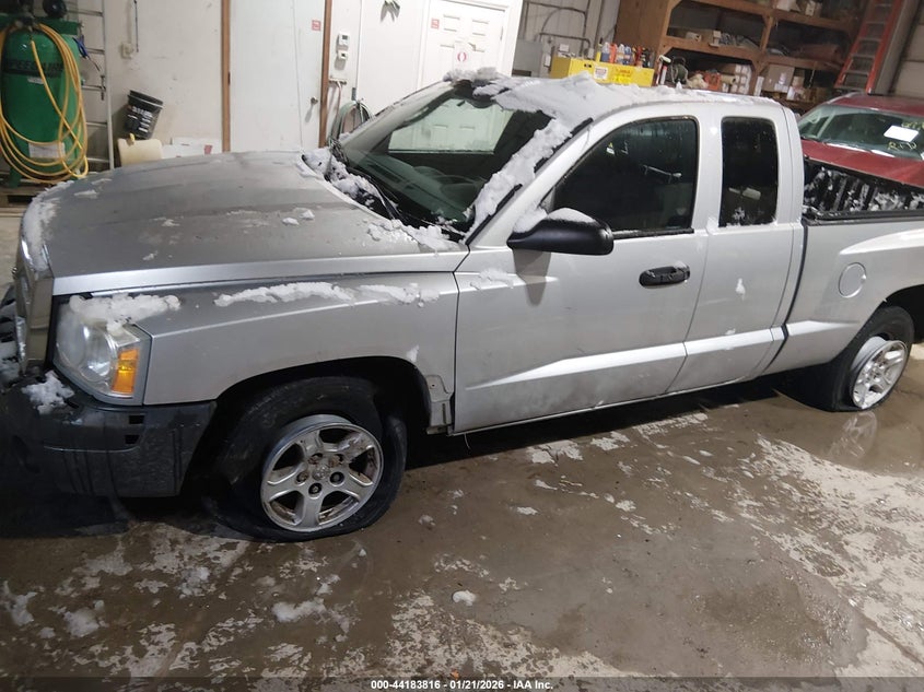 2005 Dodge Dakota Slt