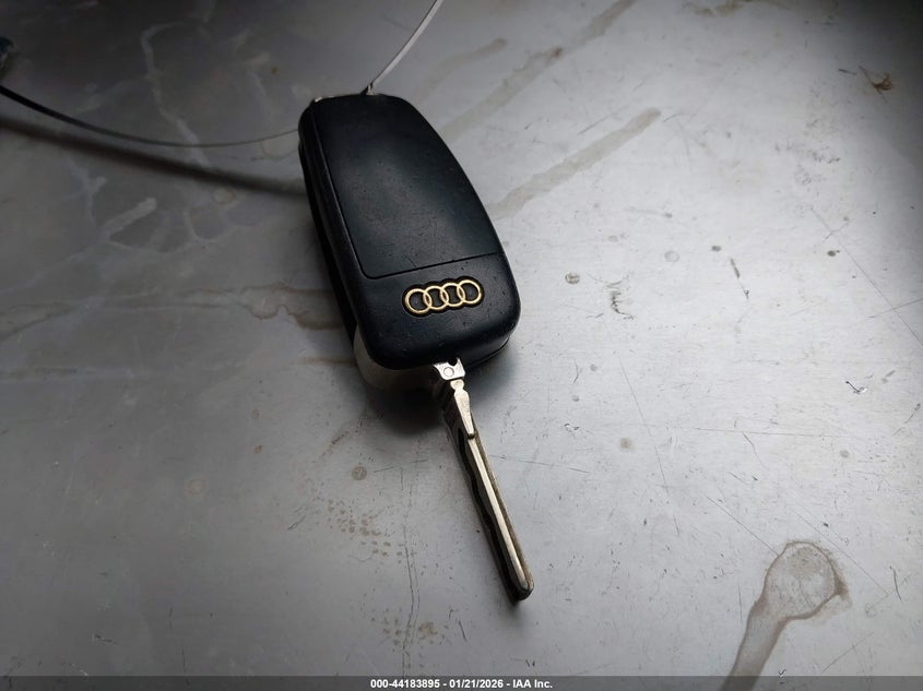 2010 Audi A3 2.0T Premium VIN: WAUBEAFM8AA131616 Lot: 44183895