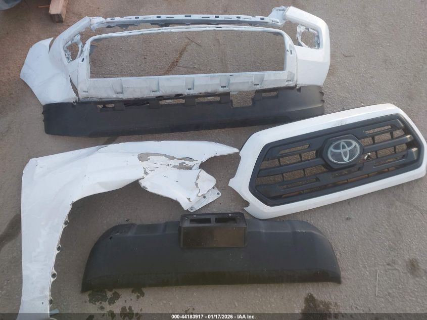 2018 TOYOTA TACOMA SR