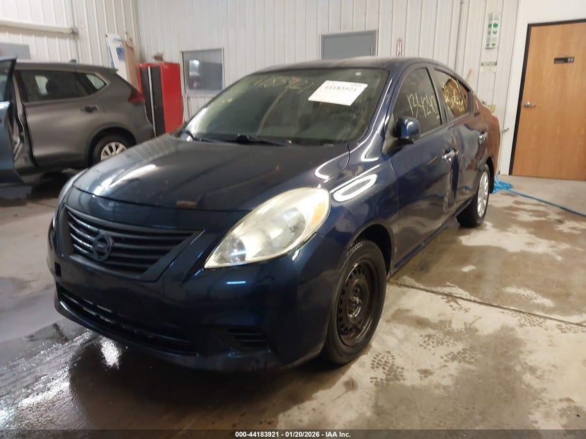 2013 Nissan Versa 1.6 Sv