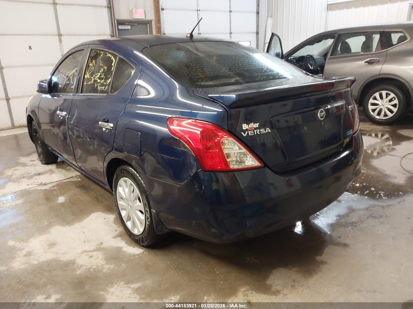 2013 Nissan Versa 1.6 Sv