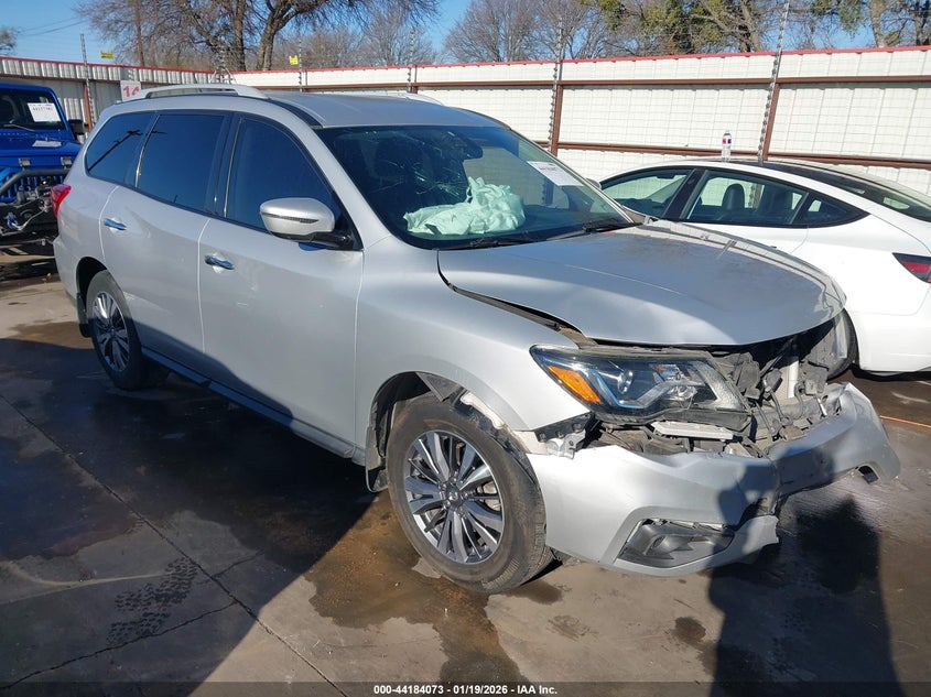 2018 Nissan Pathfinder S