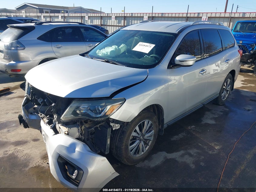 2018 Nissan Pathfinder S