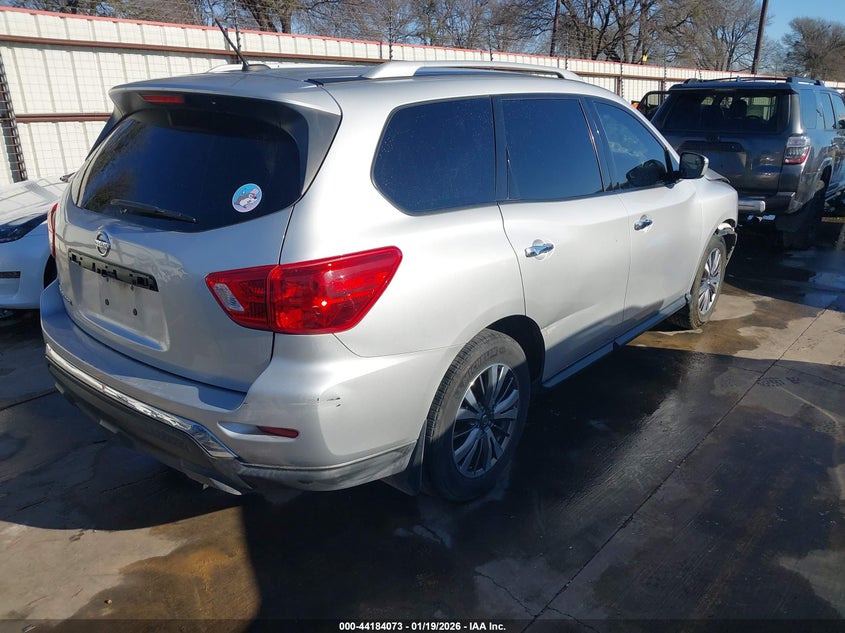 2018 Nissan Pathfinder S