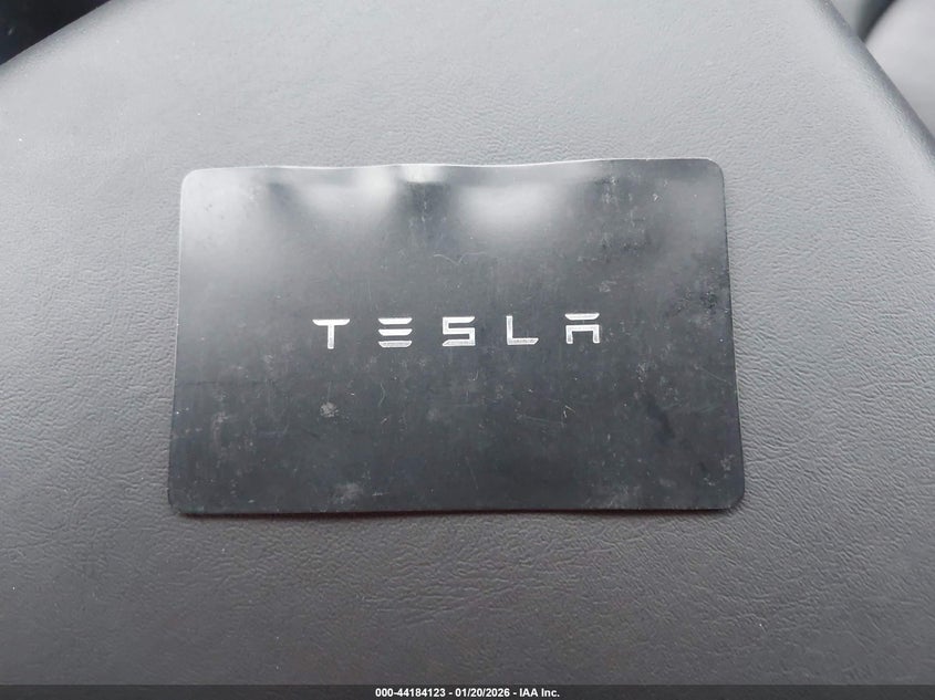 VIN 5YJYGDEE8MF266187 2021 TESLA MODEL Y LONG RANGE DUAL MOTOR ALL-WHEEL DRIVE