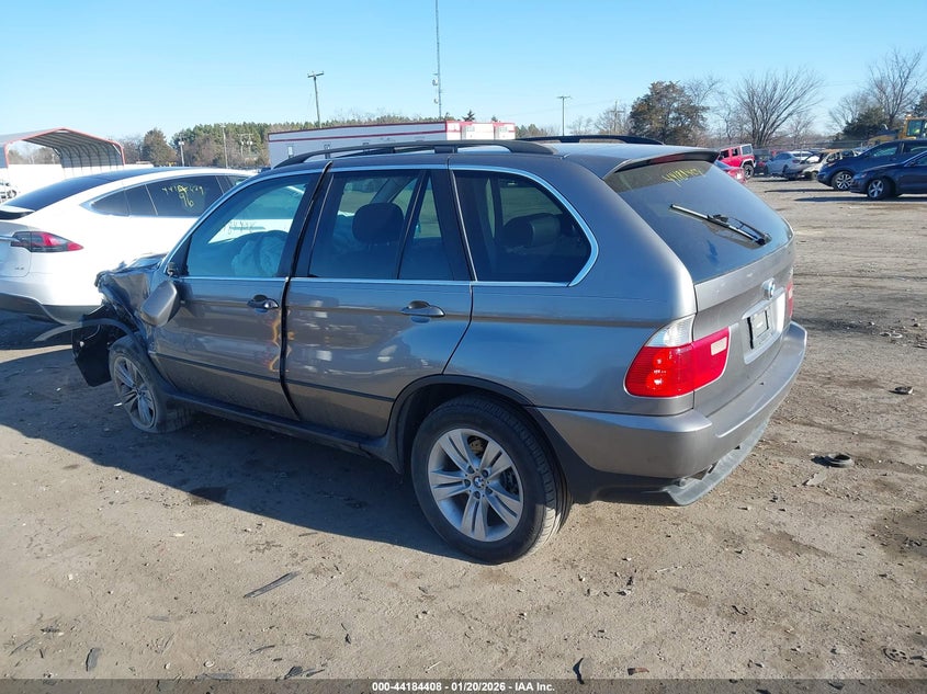 2005 BMW X5 4.4I