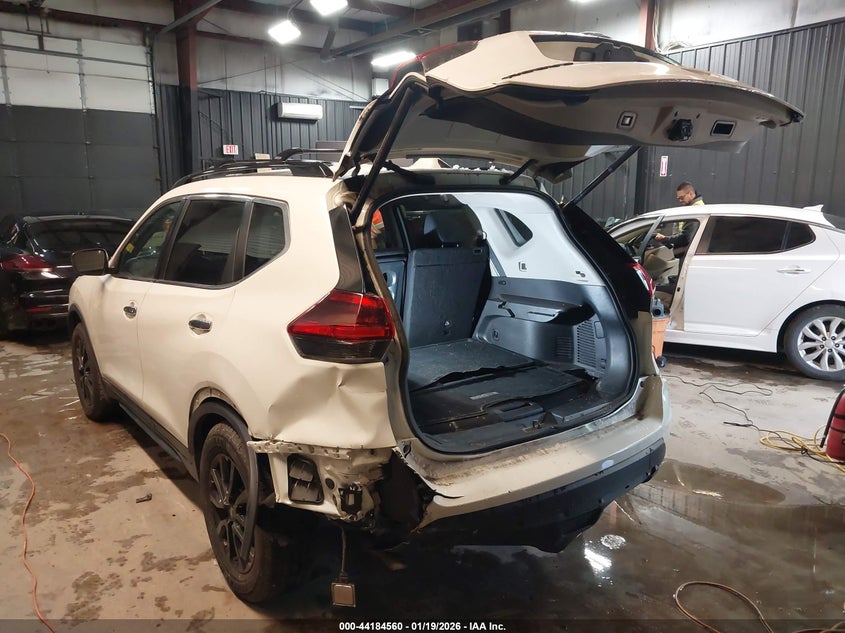 2018 Nissan Rogue Sv