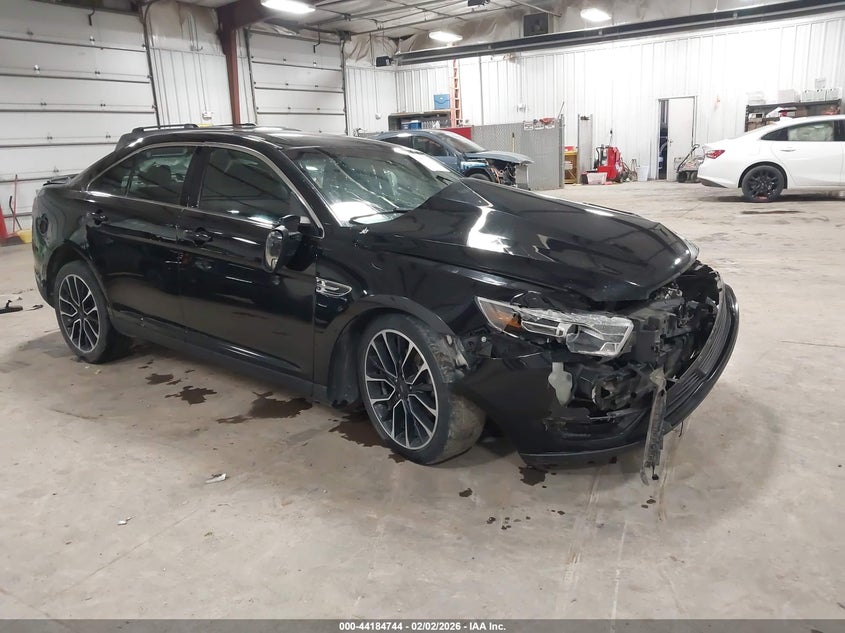 2018 Ford Taurus Sel