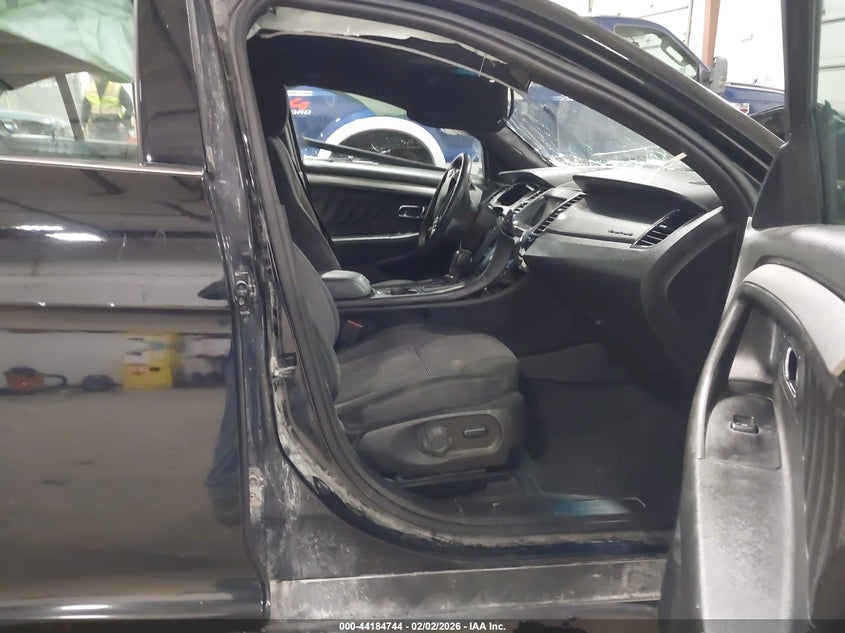 2018 Ford Taurus Sel