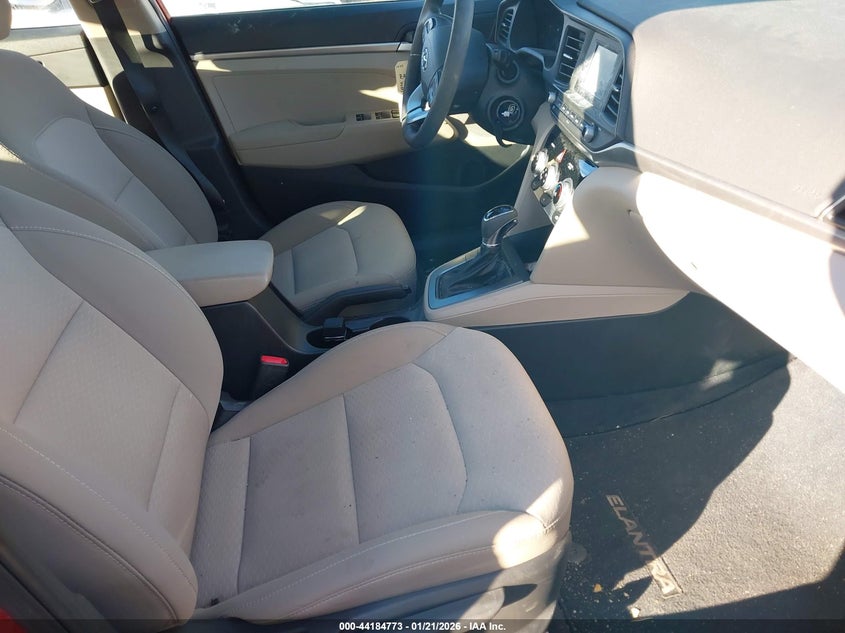 2019 Hyundai Elantra Se