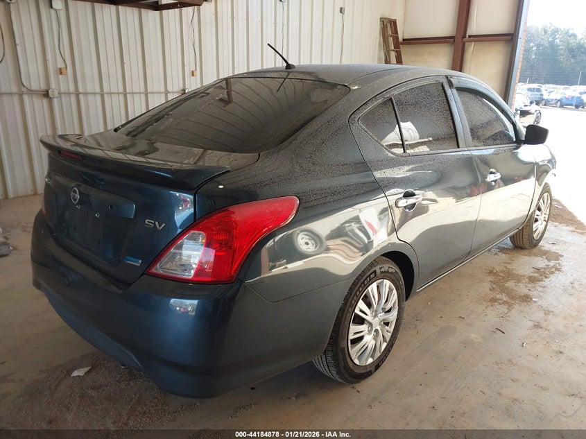 2015 Nissan Versa 1.6 Sv
