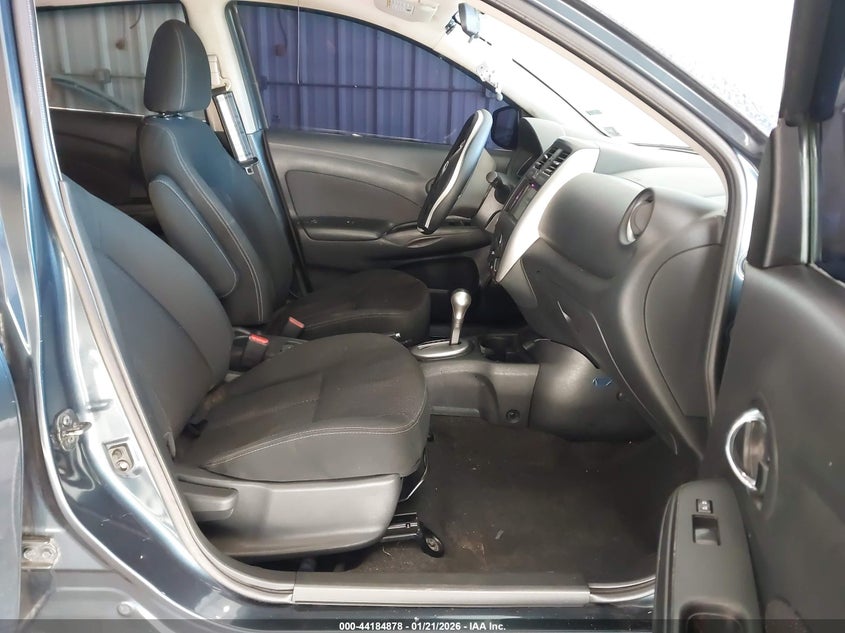 2015 Nissan Versa 1.6 Sv