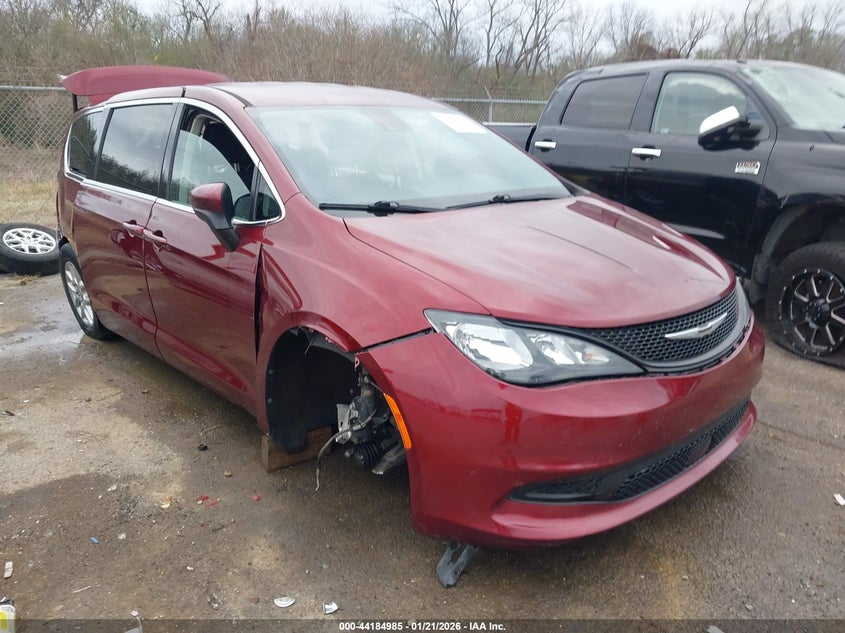 2022 Chrysler Voyager Lx