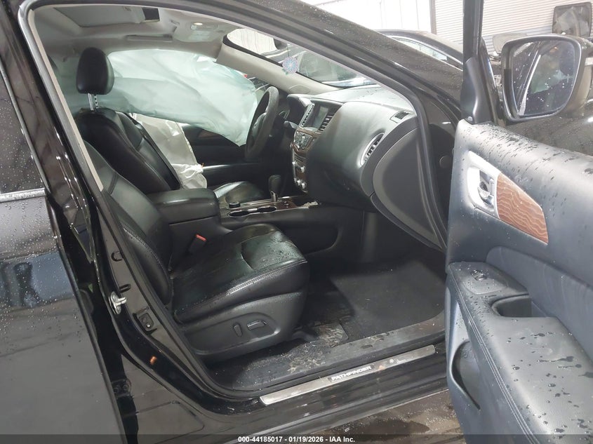 2020 Nissan Pathfinder Platinum 4Wd