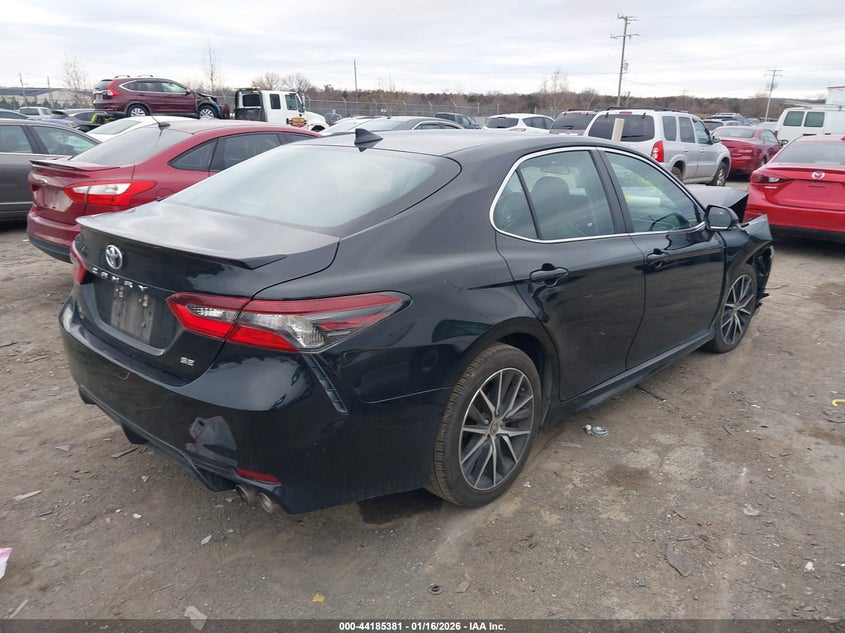 2023 Toyota Camry Se