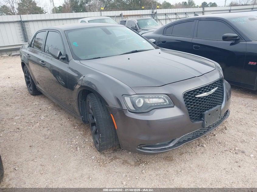 VIN 2C3CCABG6KH562704 2019 CHRYSLER 300 300S