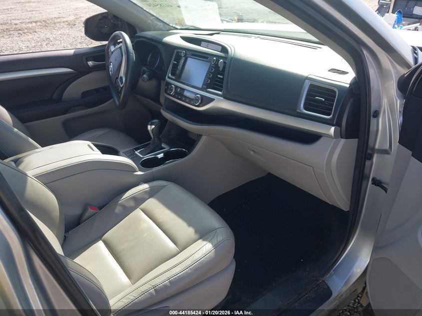 2016 Toyota Highlander Xle V6