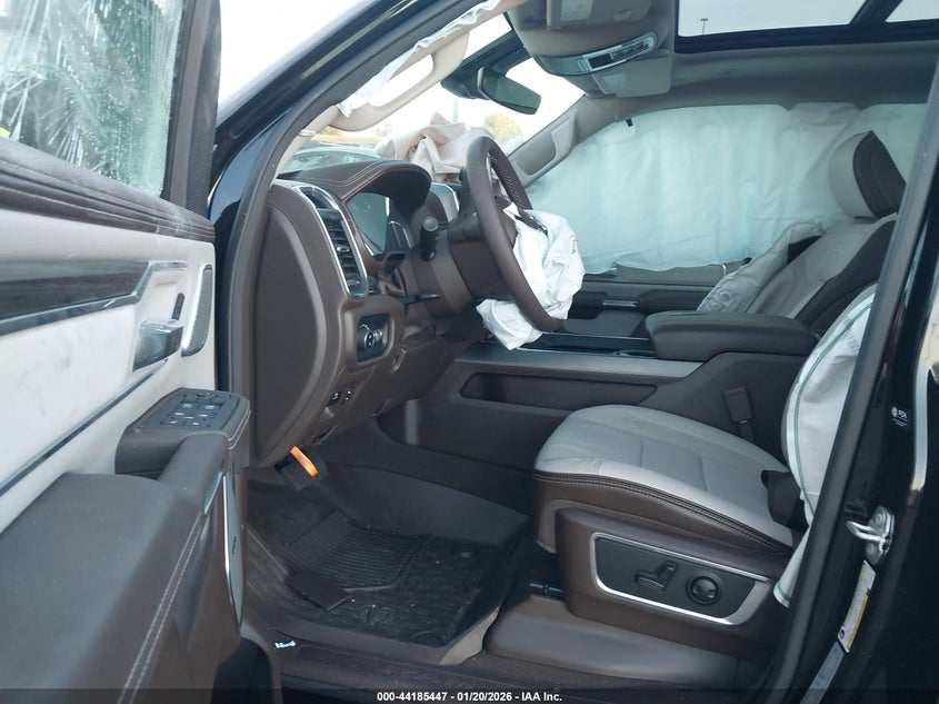 VIN 1C6RREJP3SN674081 2025 RAM 1500 LARAMIE  4X2 "57" BOX