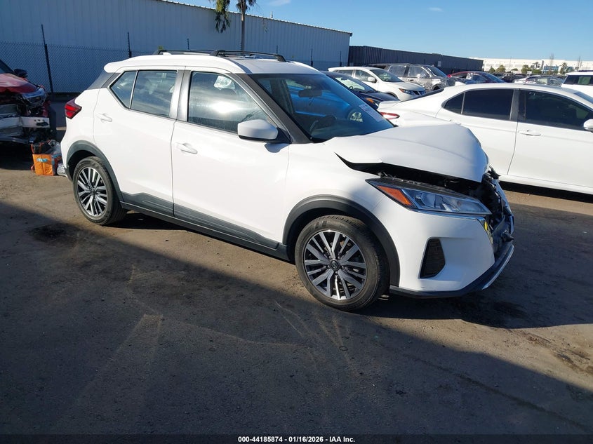 2021 Nissan Kicks Sv Xtronic Cvt