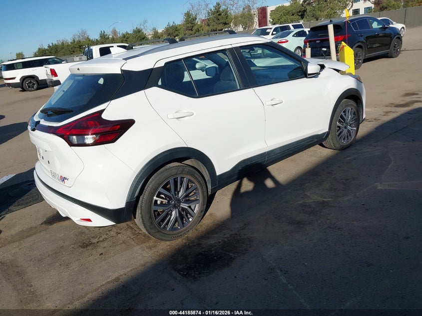 2021 Nissan Kicks Sv Xtronic Cvt