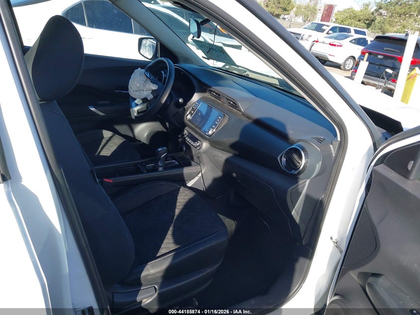 2021 Nissan Kicks Sv Xtronic Cvt