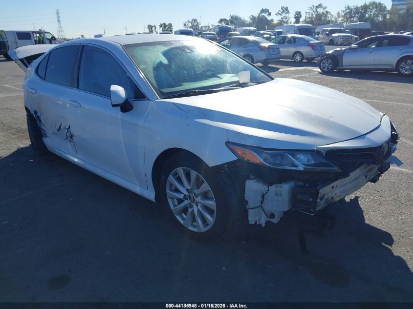 2020 Toyota Camry Le