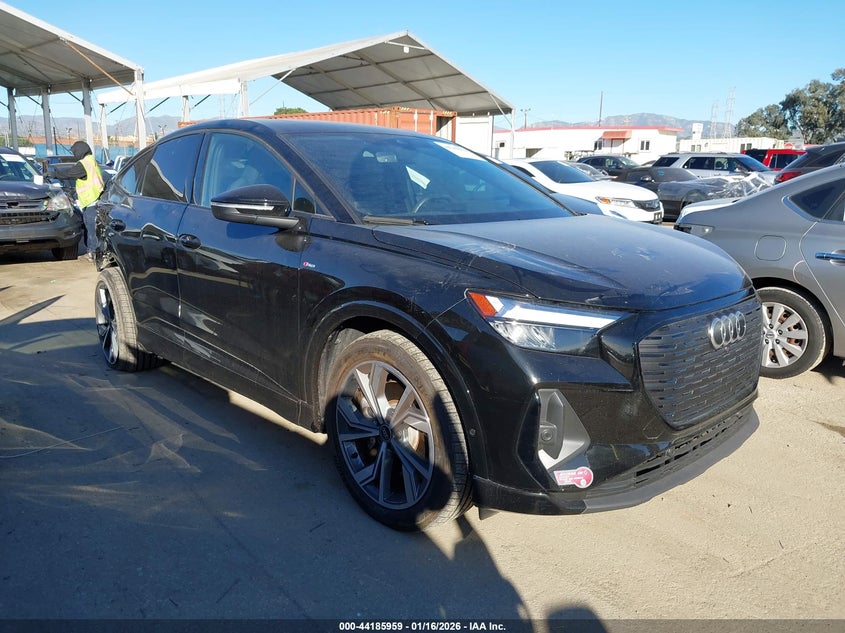Vin: wa13ubfz6rp038236, lot: 44681950, audi q4 sportback e-tron premium plus 55 quattro 2024 img_1