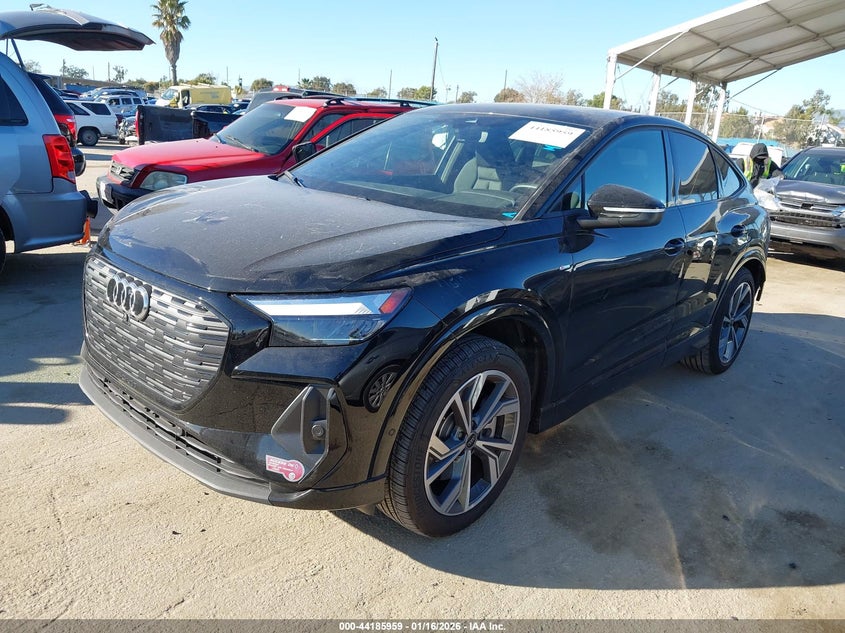 Vin: wa13ubfz6rp038236, lot: 44681950, audi q4 sportback e-tron premium plus 55 quattro 20242
