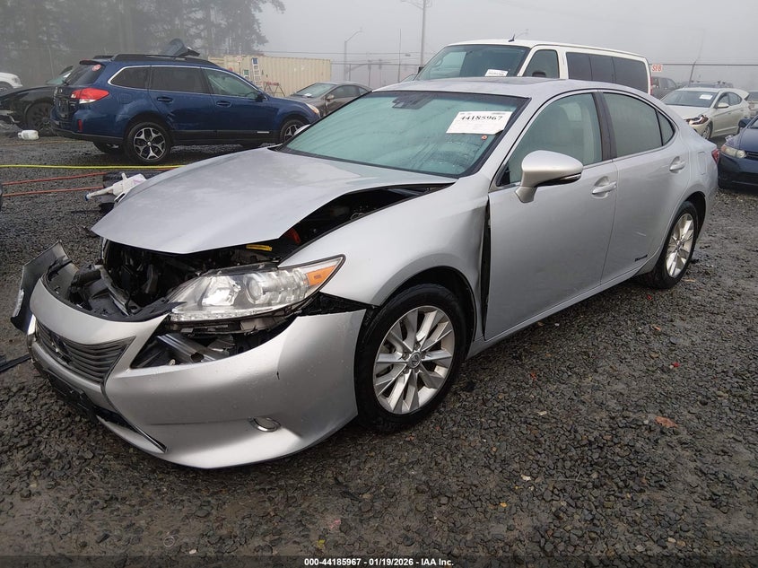 Vin: jthbw1gg0d2015784, lot: 44681958, lexus es 300h 20132
