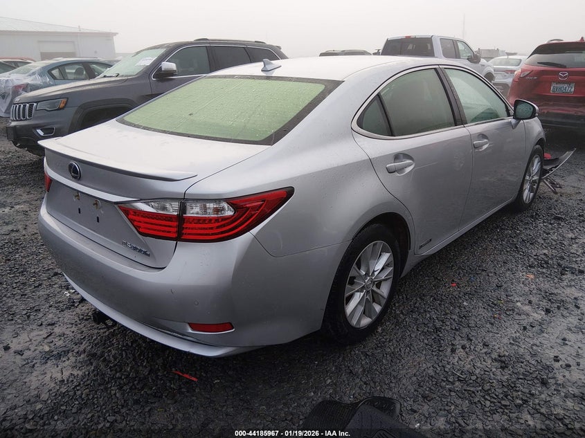 Vin: jthbw1gg0d2015784, lot: 44681958, lexus es 300h 20134