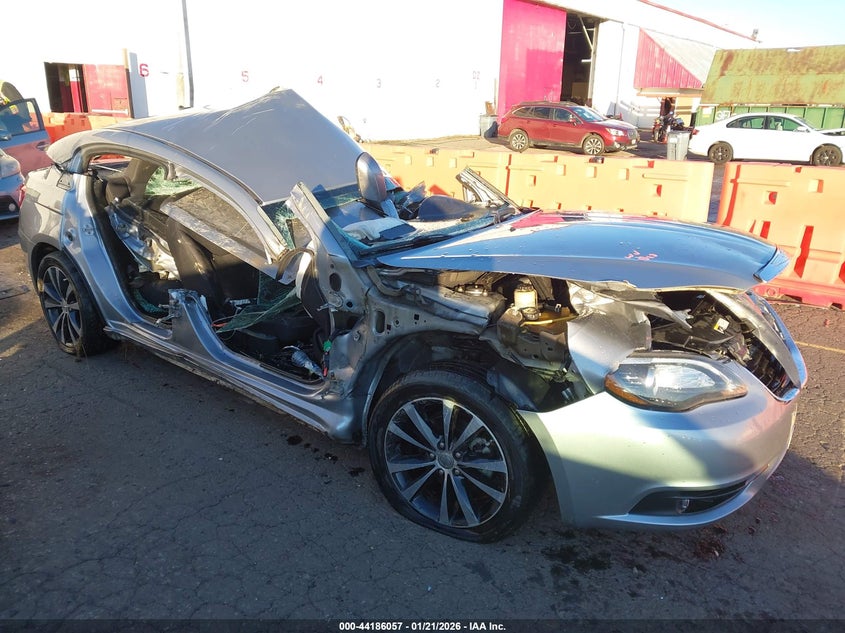 2014 Chrysler 200 Touring