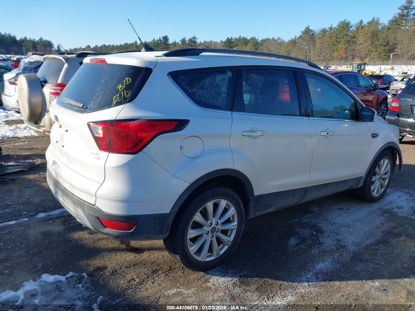 2019 Ford Escape Sel