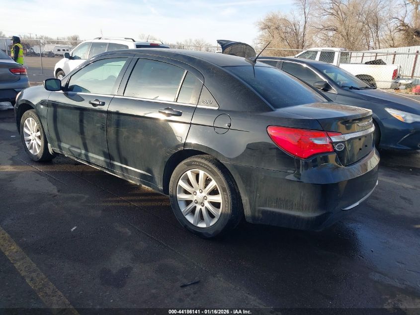 2013 Chrysler 200 Touring