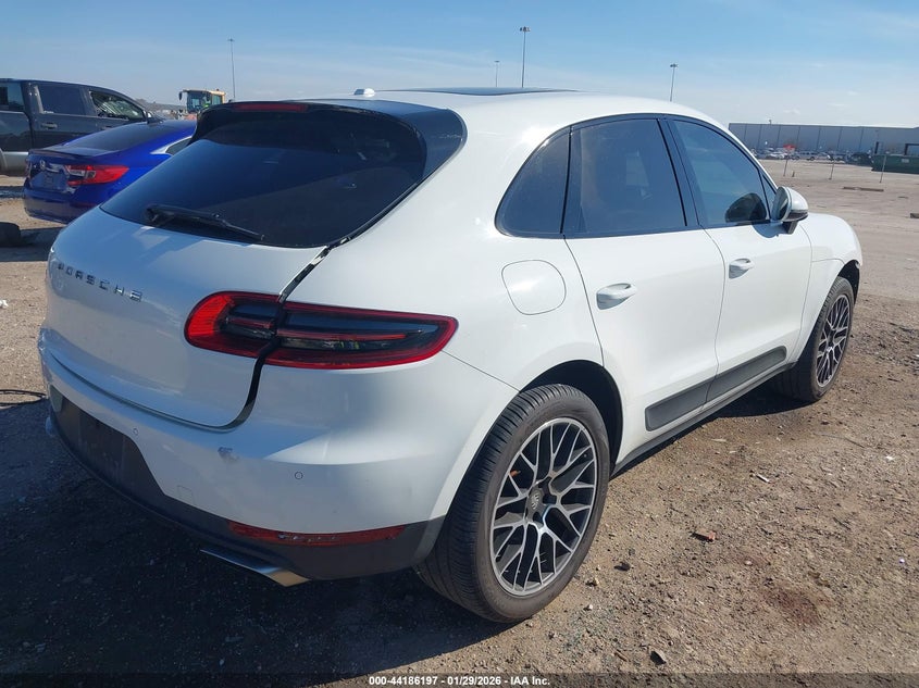2017 Porsche Macan