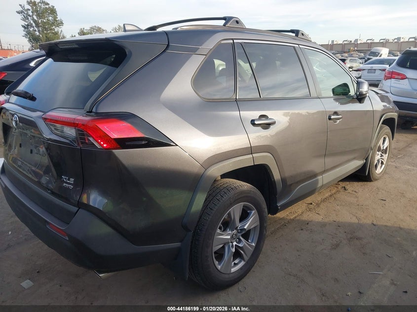 2023 Toyota Rav4 Xle