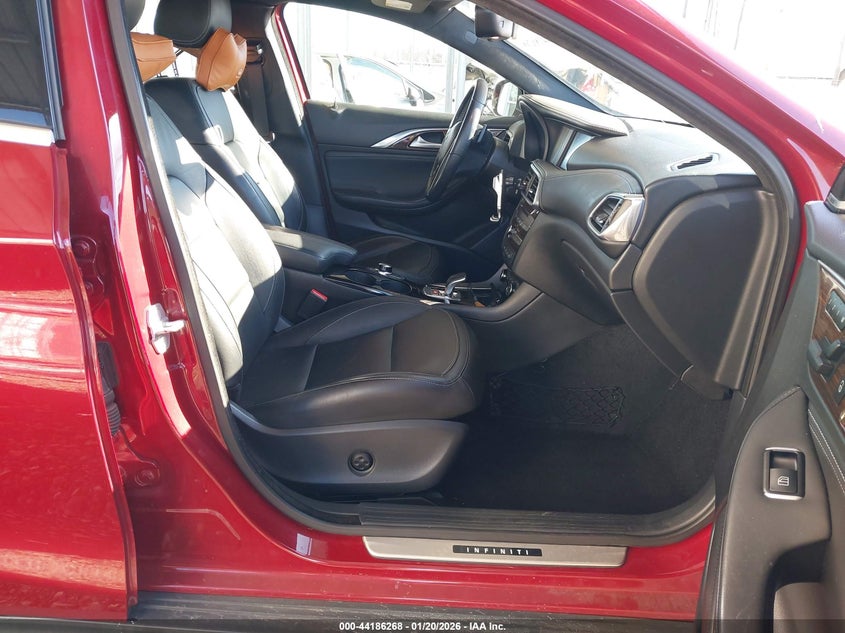 2017 Infiniti Qx30 Premium