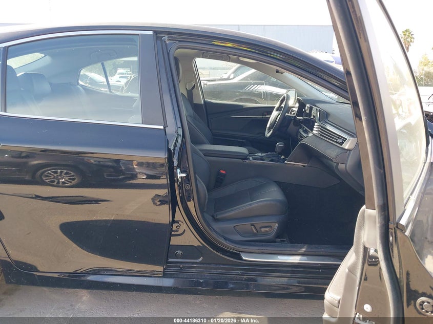 VIN 4T1DAACK1SU115456 2025 TOYOTA CAMRY XLE