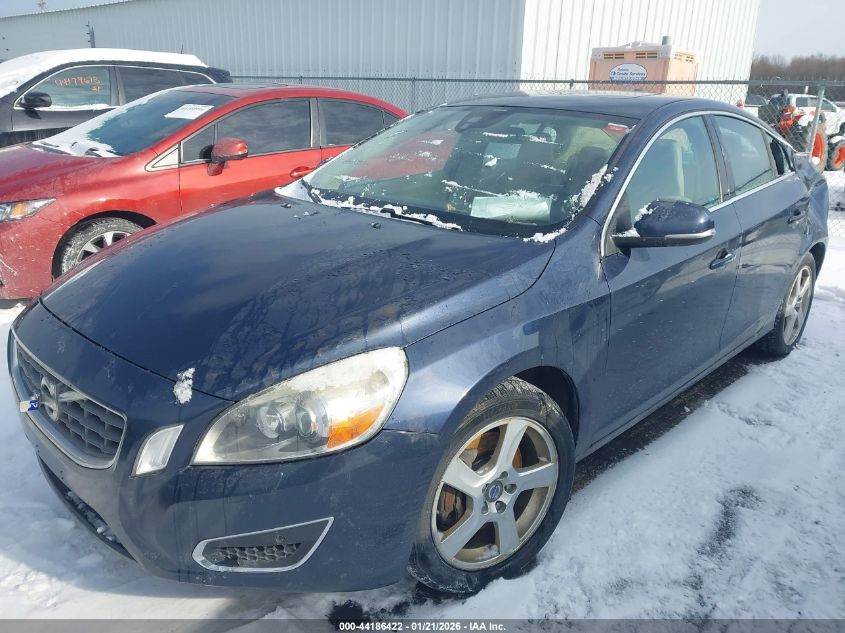 2013 Volvo S60 T5/T5 Platinum/T5 Premier/T5 Premier Plus