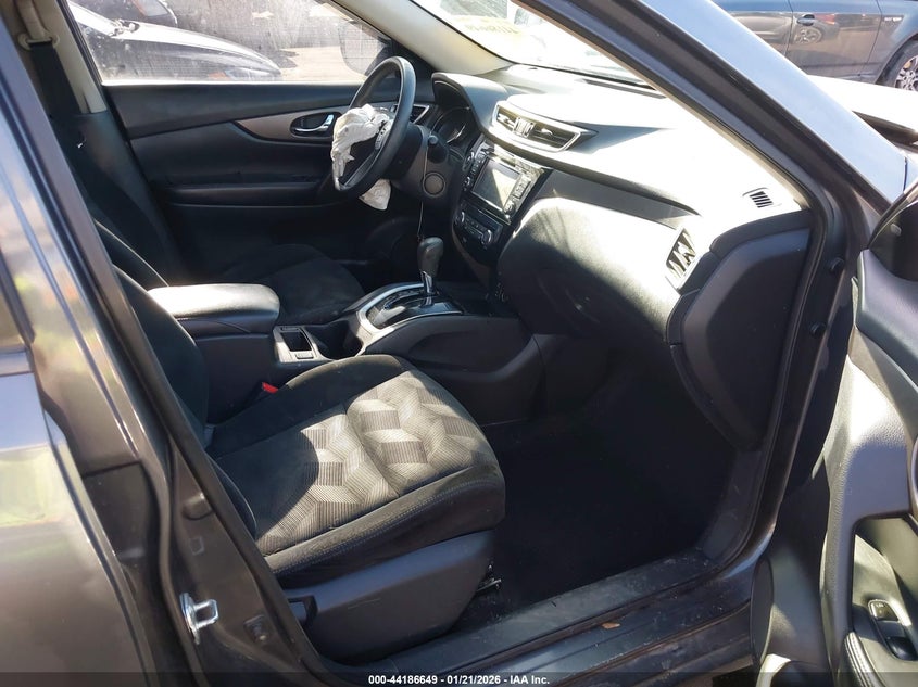 2015 Nissan Rogue Sv