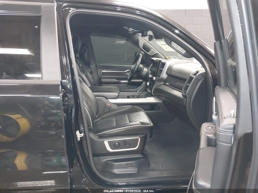 2024 Ram 1500 Laramie 4X4 5'7 Box