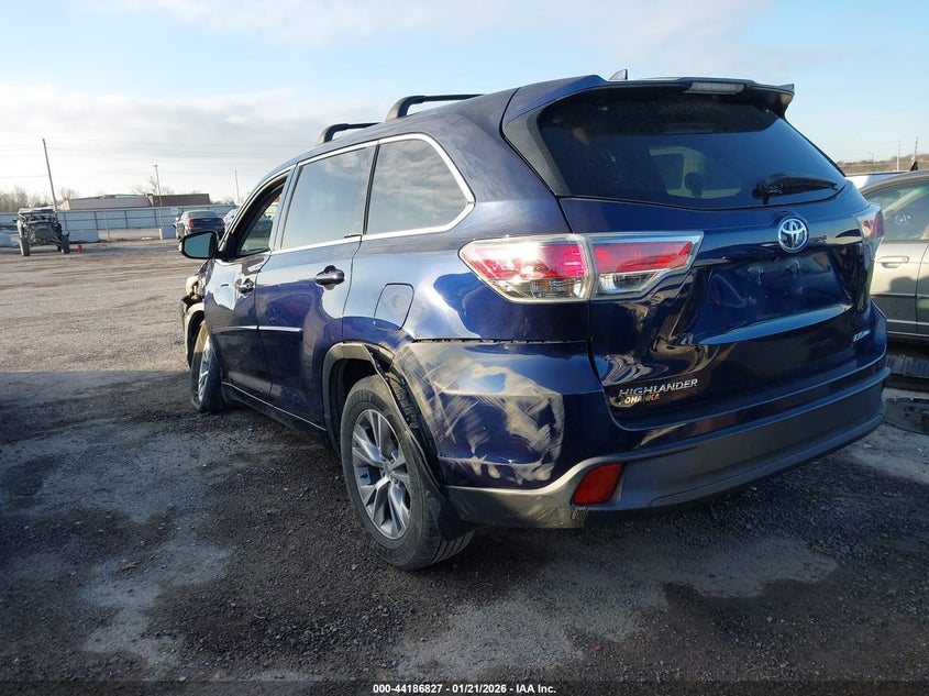 2015 Toyota Highlander Le Plus V6